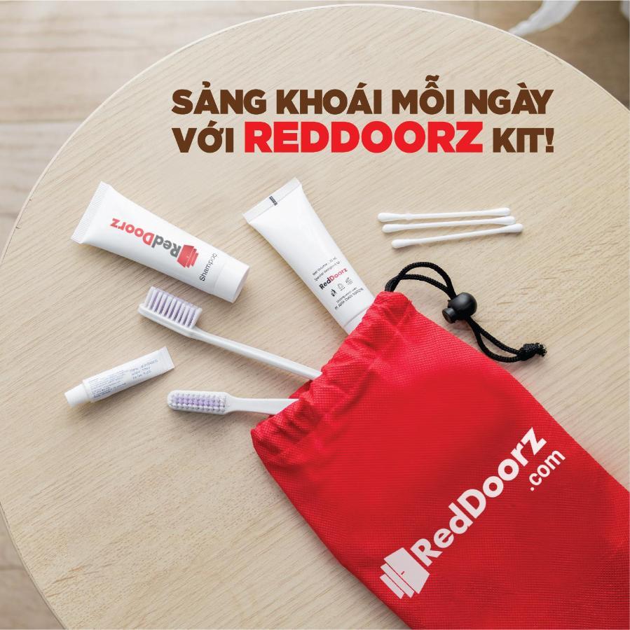 מלון הו צ'י מין סיטי Reddoorz Near Etown 4 מראה חיצוני תמונה